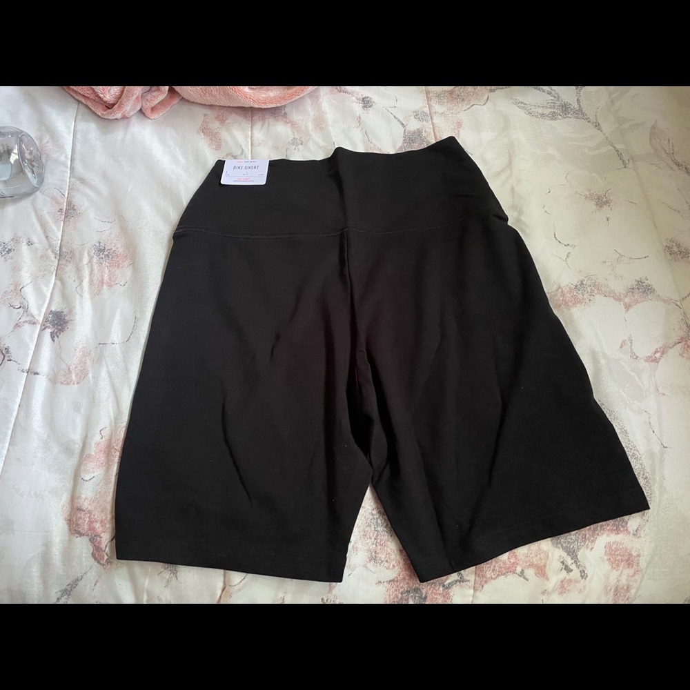 Aerie High Waisted Women’s Bike Shorts